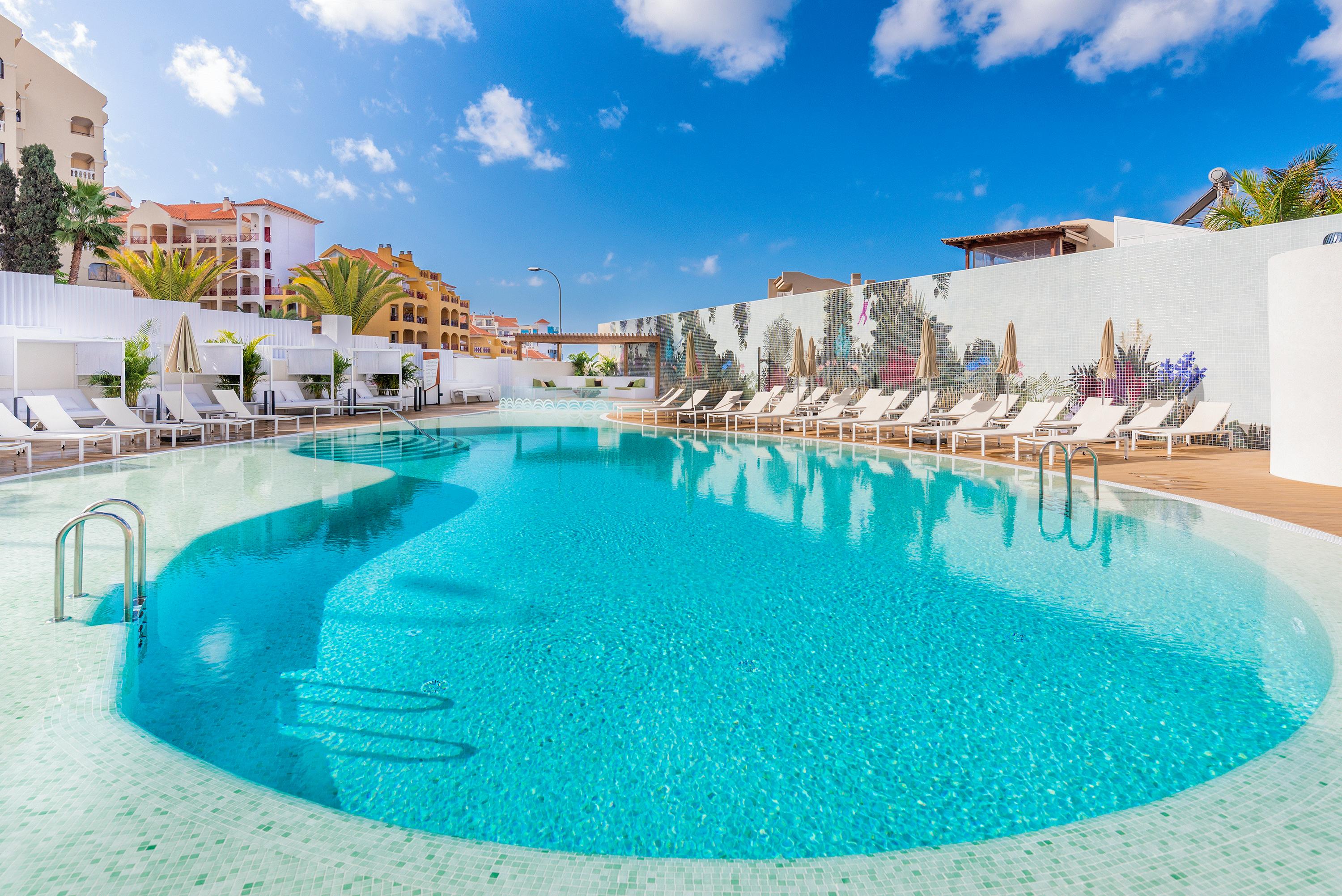 Ohasis Boutique Suites 2