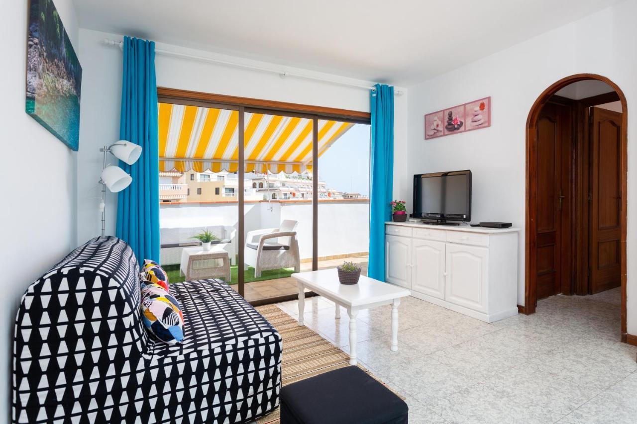 "Las Dos Terrazas": Atico En Complejo Residencial 1