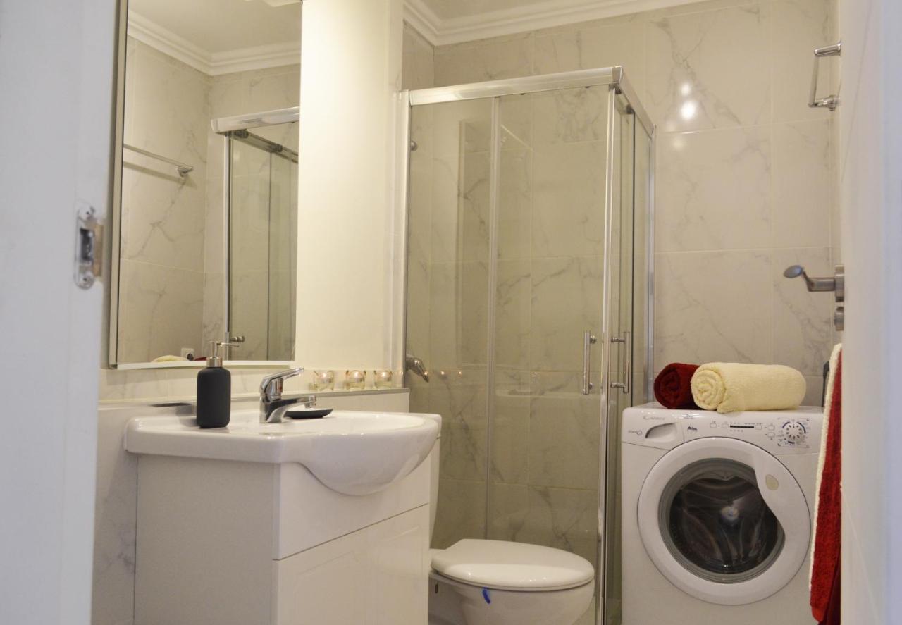 Americas Towers Apartment