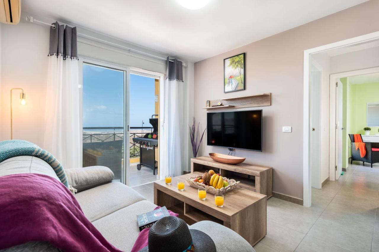 2m Parque la Reina Elegant View