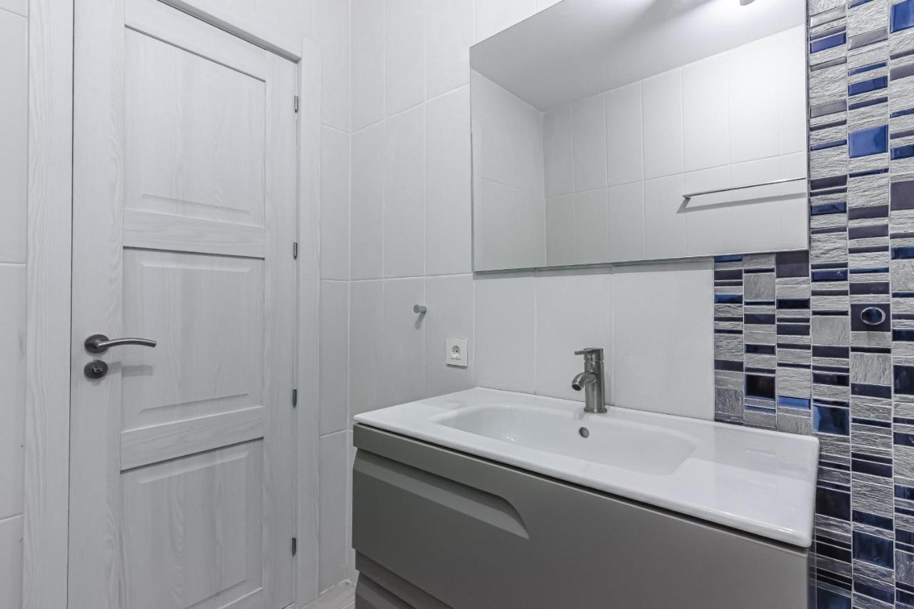 Parque Santiago 1 the First Line 1