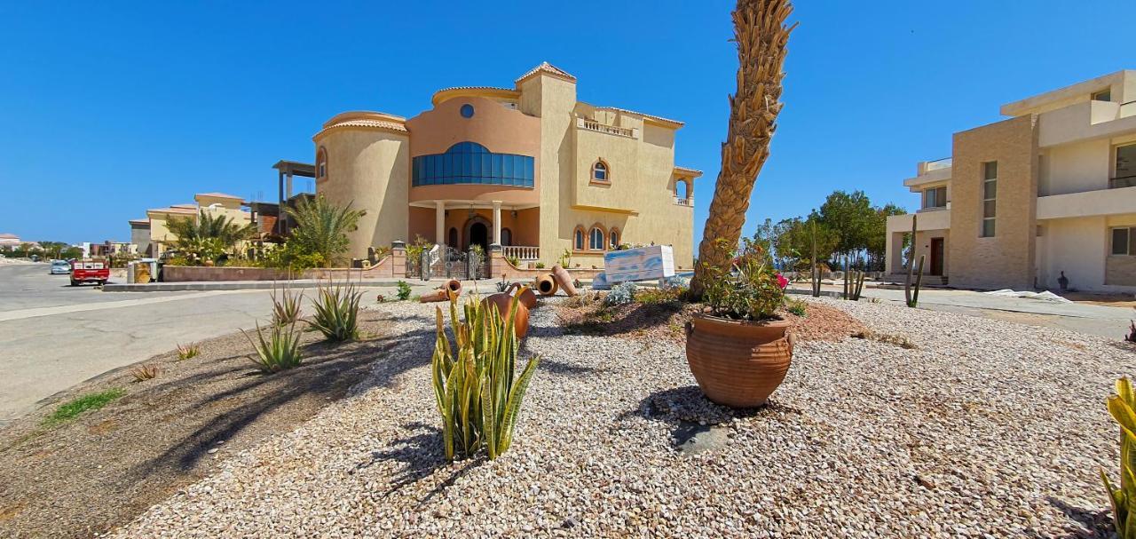 Luxury Seafront Pool Villa - 3 Stories & Roof Floor - All Master Bedrooms