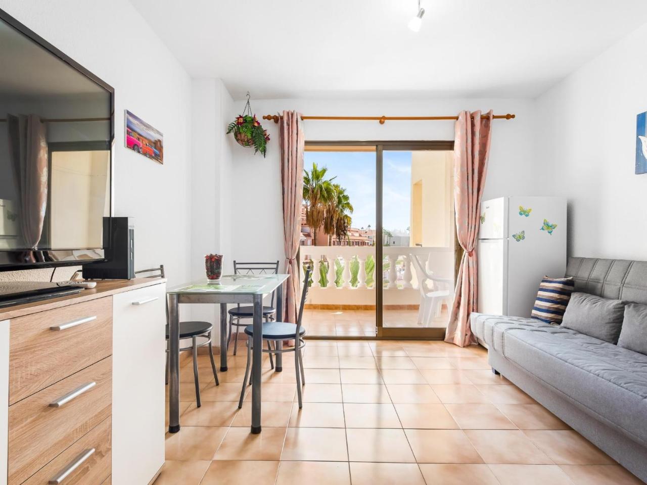 651 Bright Establishment, Heated Pool And Wi Fi 2