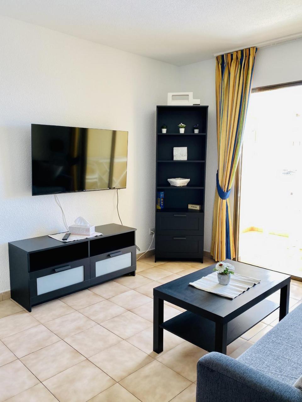Castle Harbour Matthew's Flat Los Cristianos by Lovetenerife 2