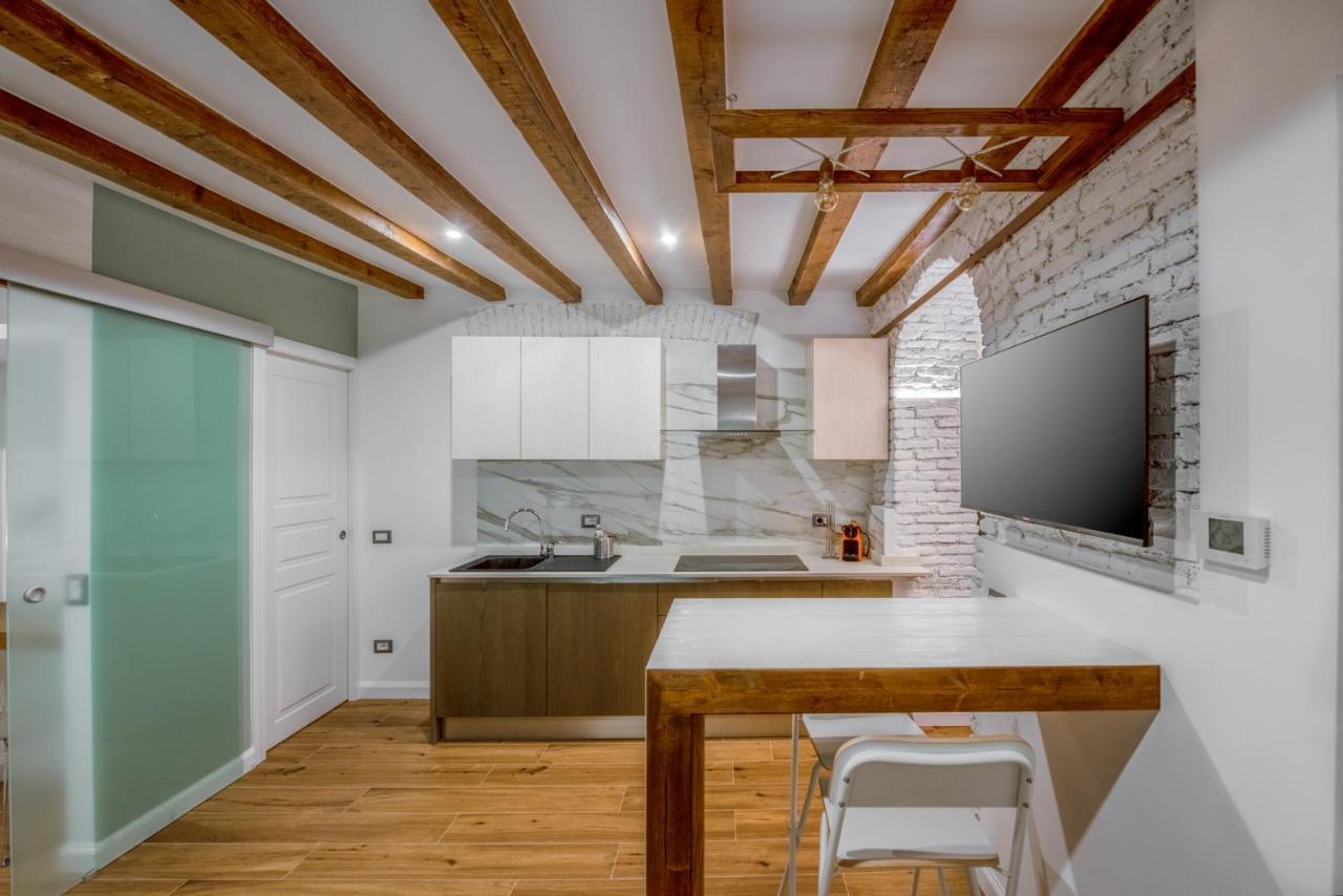 Elegant Suite in Milan Center 2