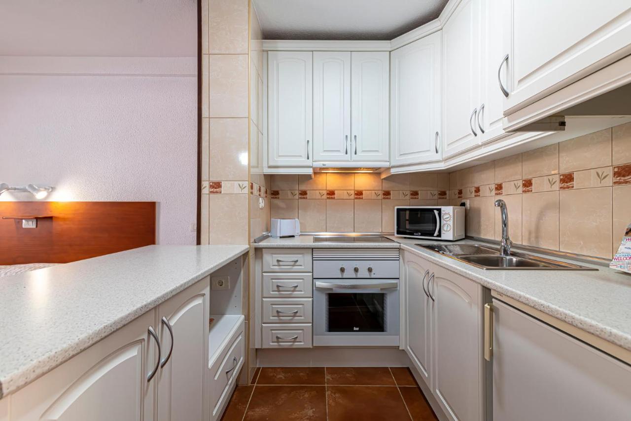 Go2tenerife Apart'elisa Near the Beach & Pool View 2