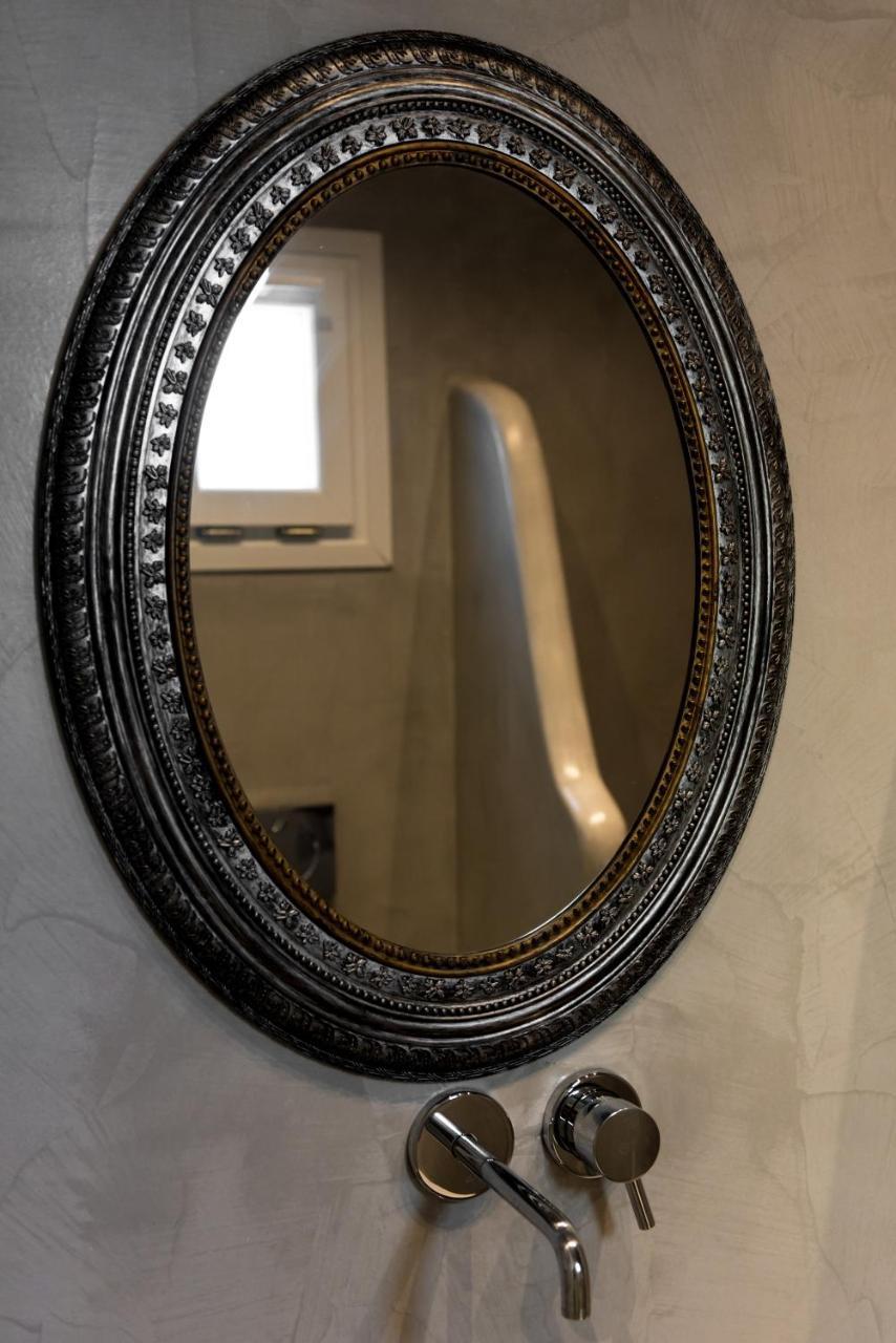 Emerald Collection Suites 1