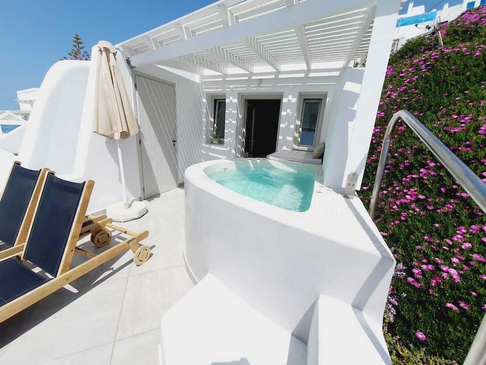 Caldera's Majesty (Adults only) 2