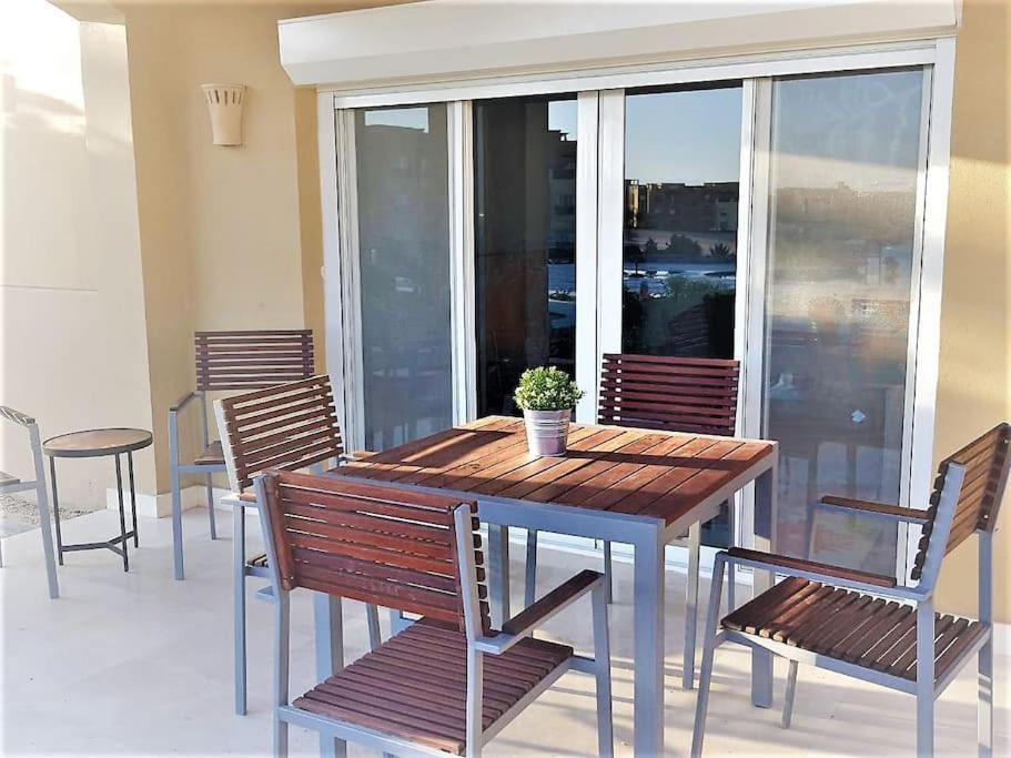 Water Side - Luxurious Ground Floor 3 Bd Apartment in El Gouna-Red Sea