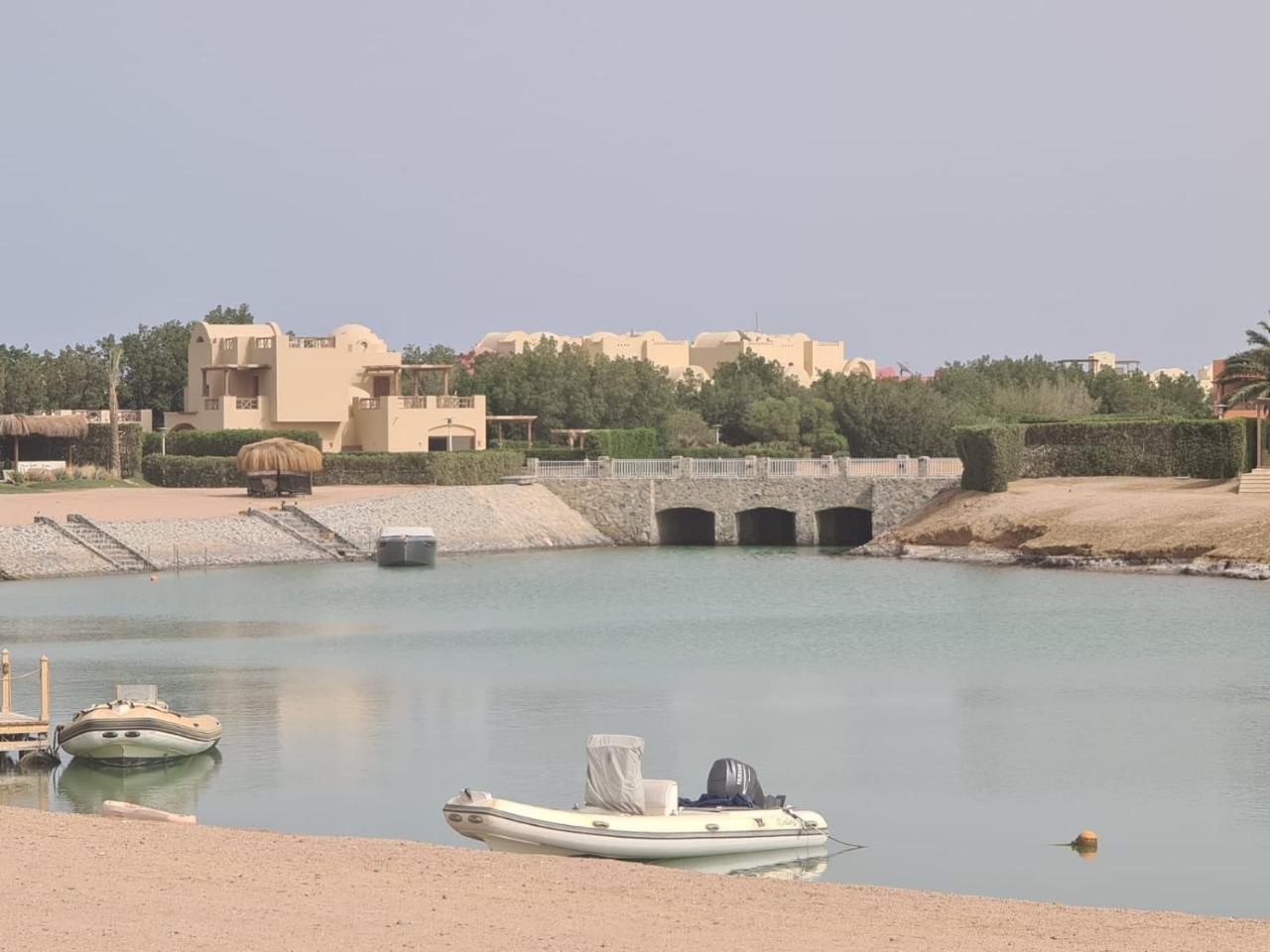 Sabina - a Luxurious Fully Furnished Ground Floor 2bd Apartment in El Gouna-Red Sea