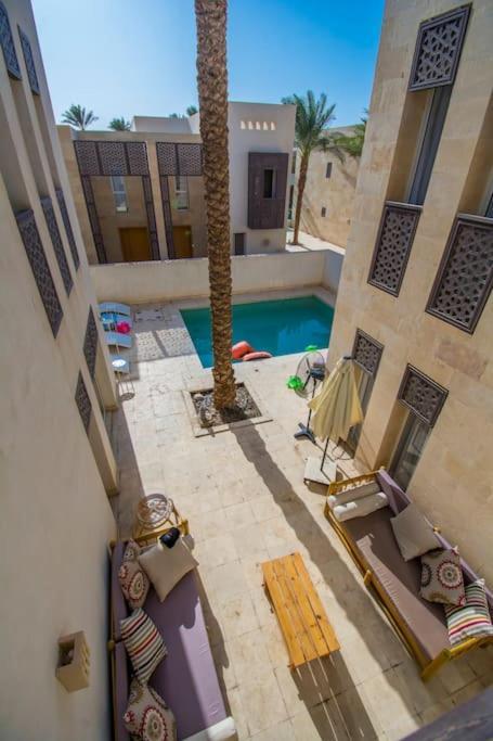 Nayah Stays, Amazing Villa with Private Pool & 5 Master Suites