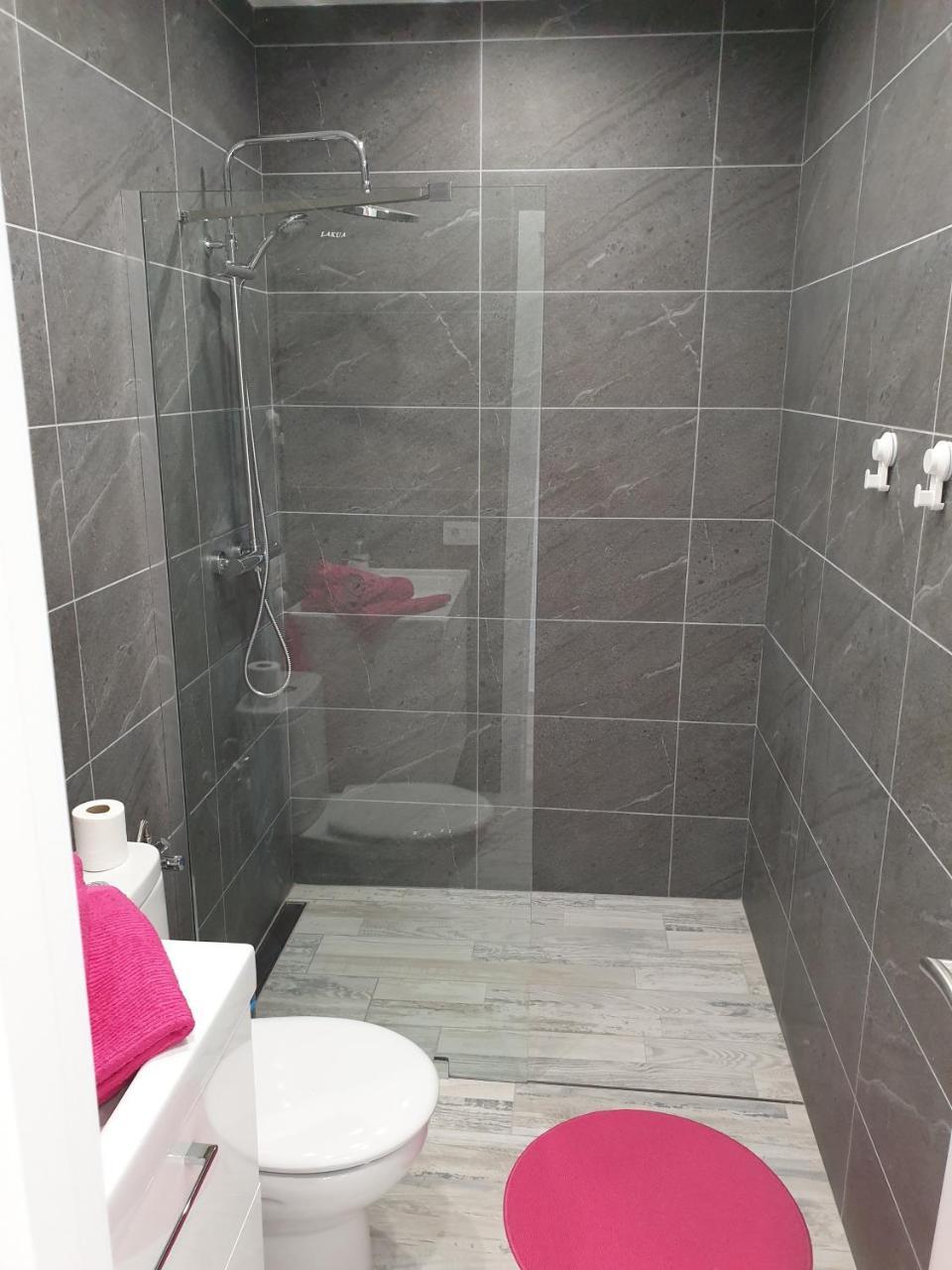 Mareverde 2h8 (Adults Only) 2