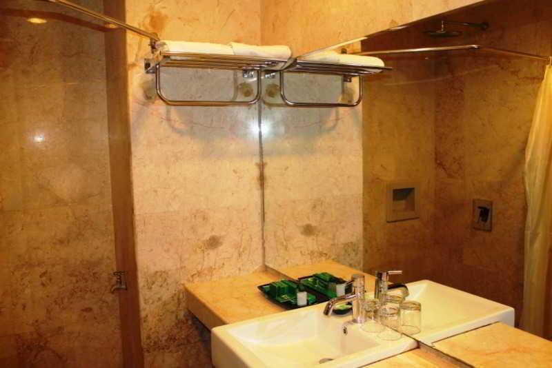 Zahra Syariah Hotel 2