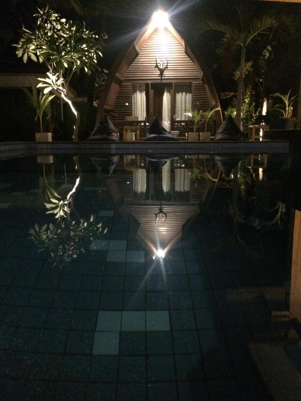 Coral Beach 2 Bungalow 1