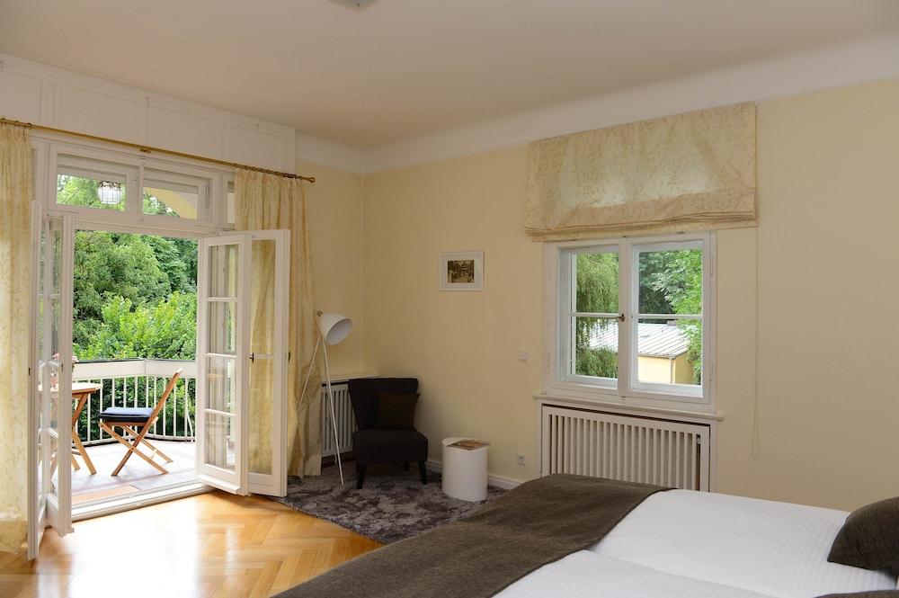 Frederics Residenz Am Englischen Garten 2