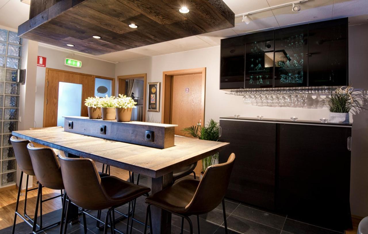 B14 Hostel (Adults only)