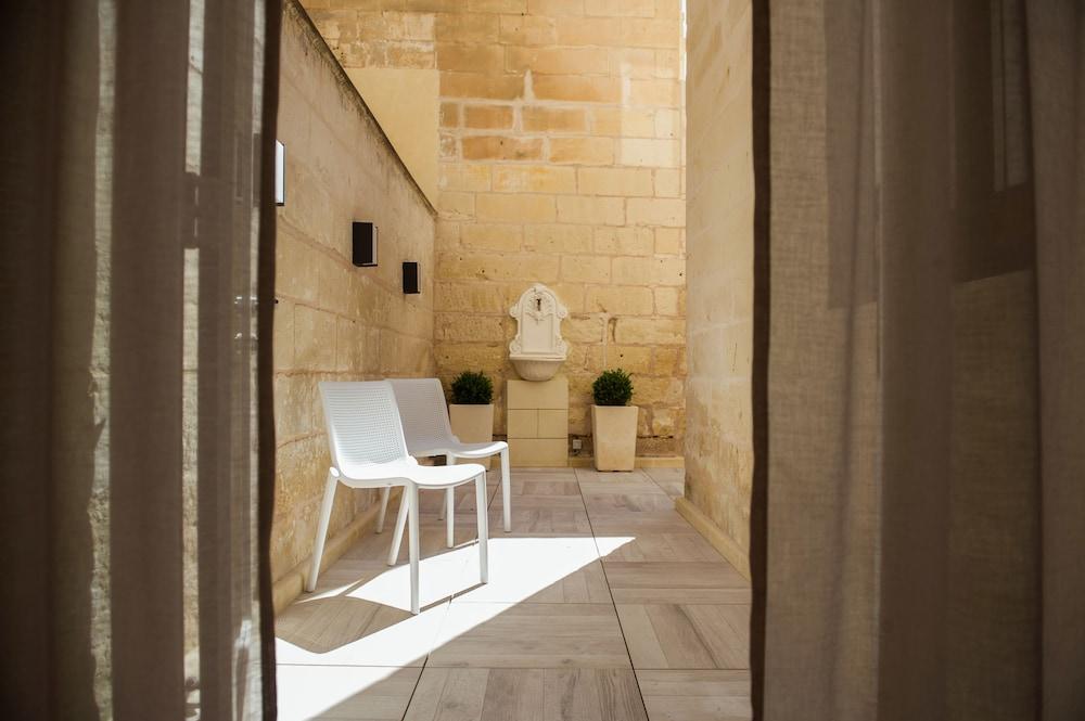 U Collection Townhouse 2