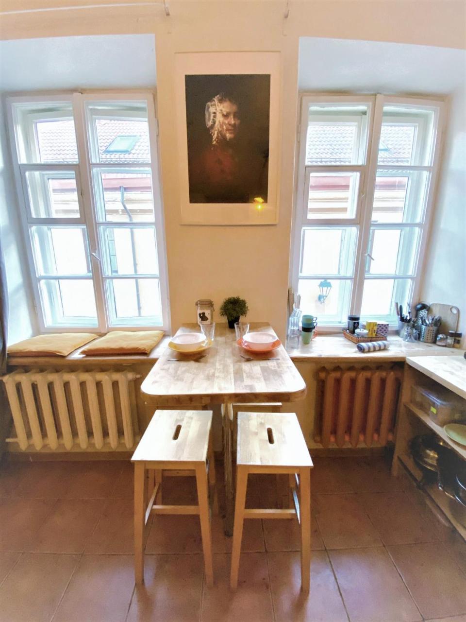 Jimmy Jumps House (Adults Only) 2