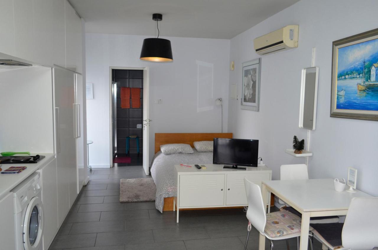 St. Lazaros Studios 2