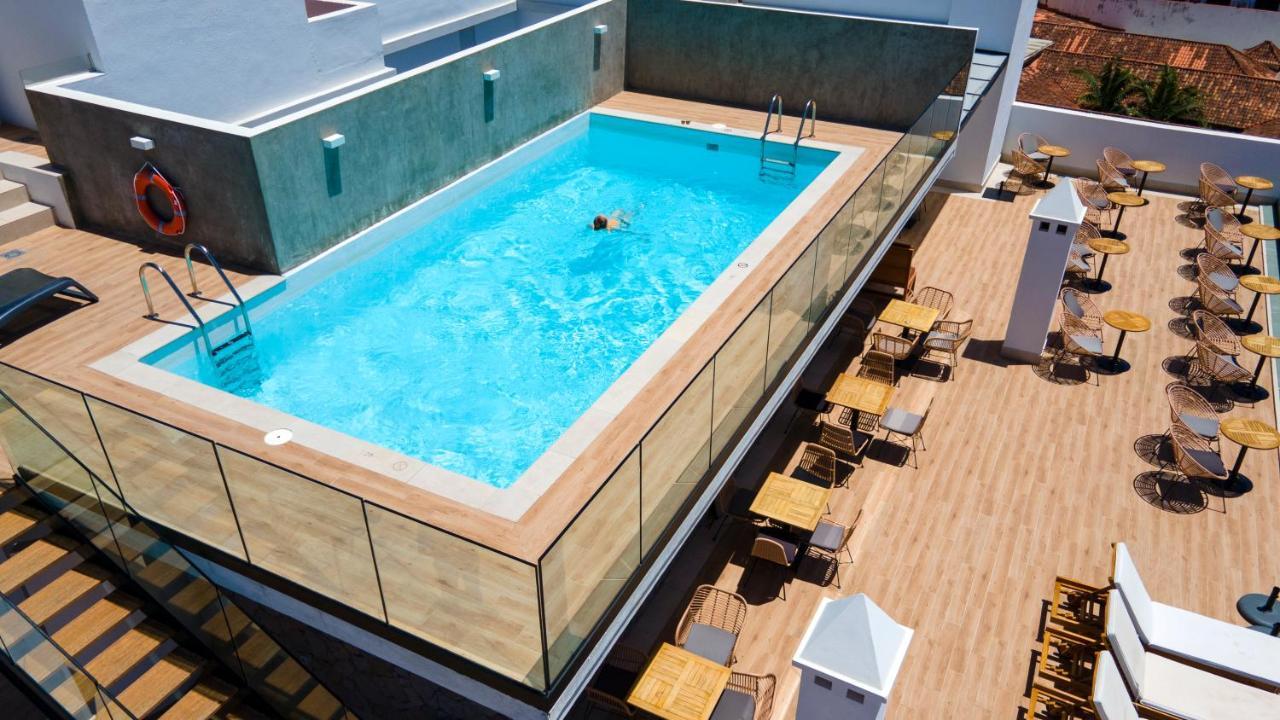 Dwo Nopal by Checkin 2