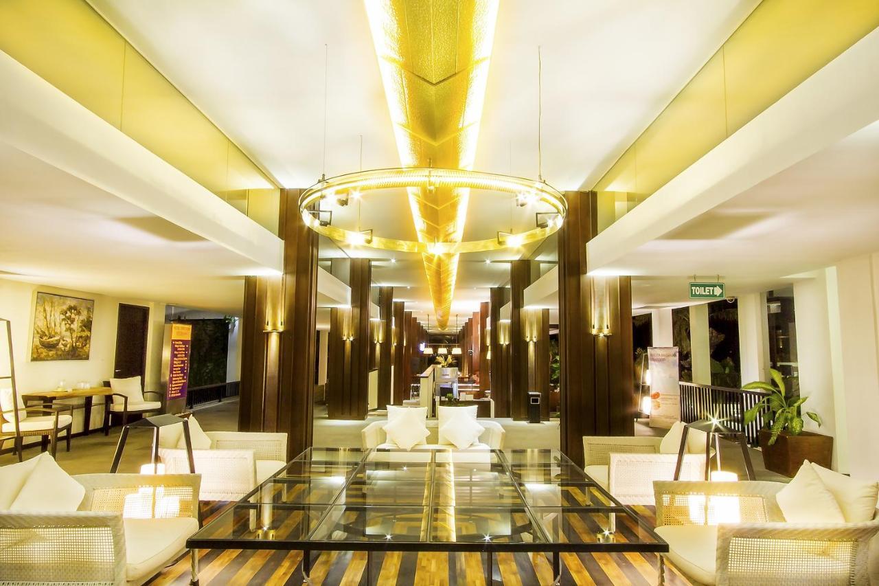 Estrella Hotel & Conference 1