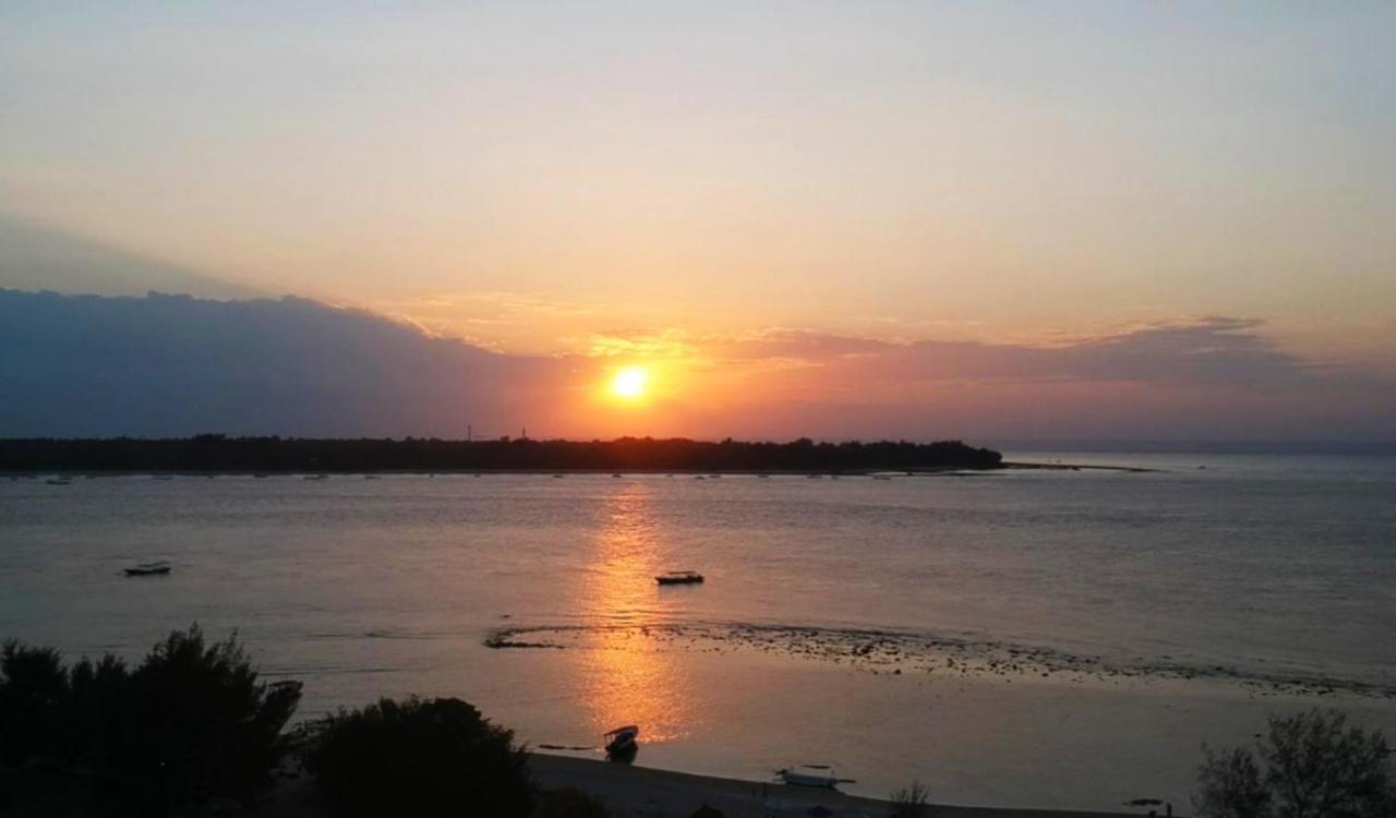 Sunset Beach Bungalow 2