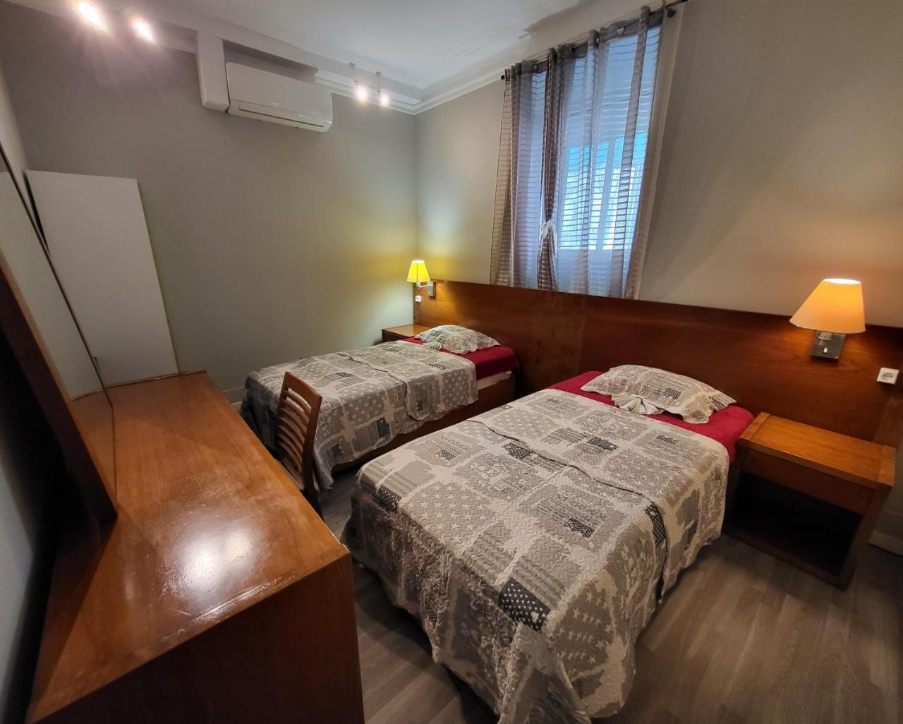 Hostel Seven Hills - Adults Only 1