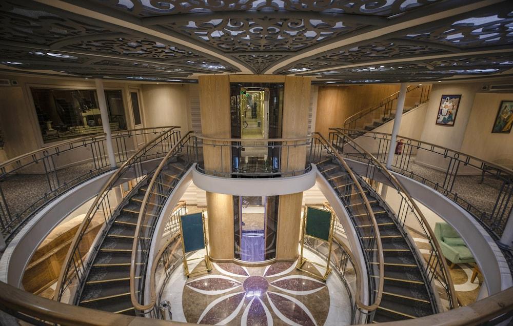 Sunrise Semiramis I Cruise 1