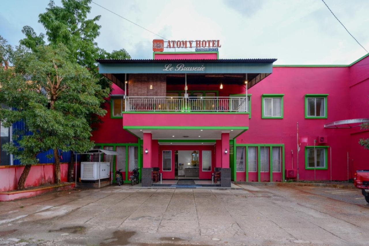 Atomy Hotel by Reddoorz