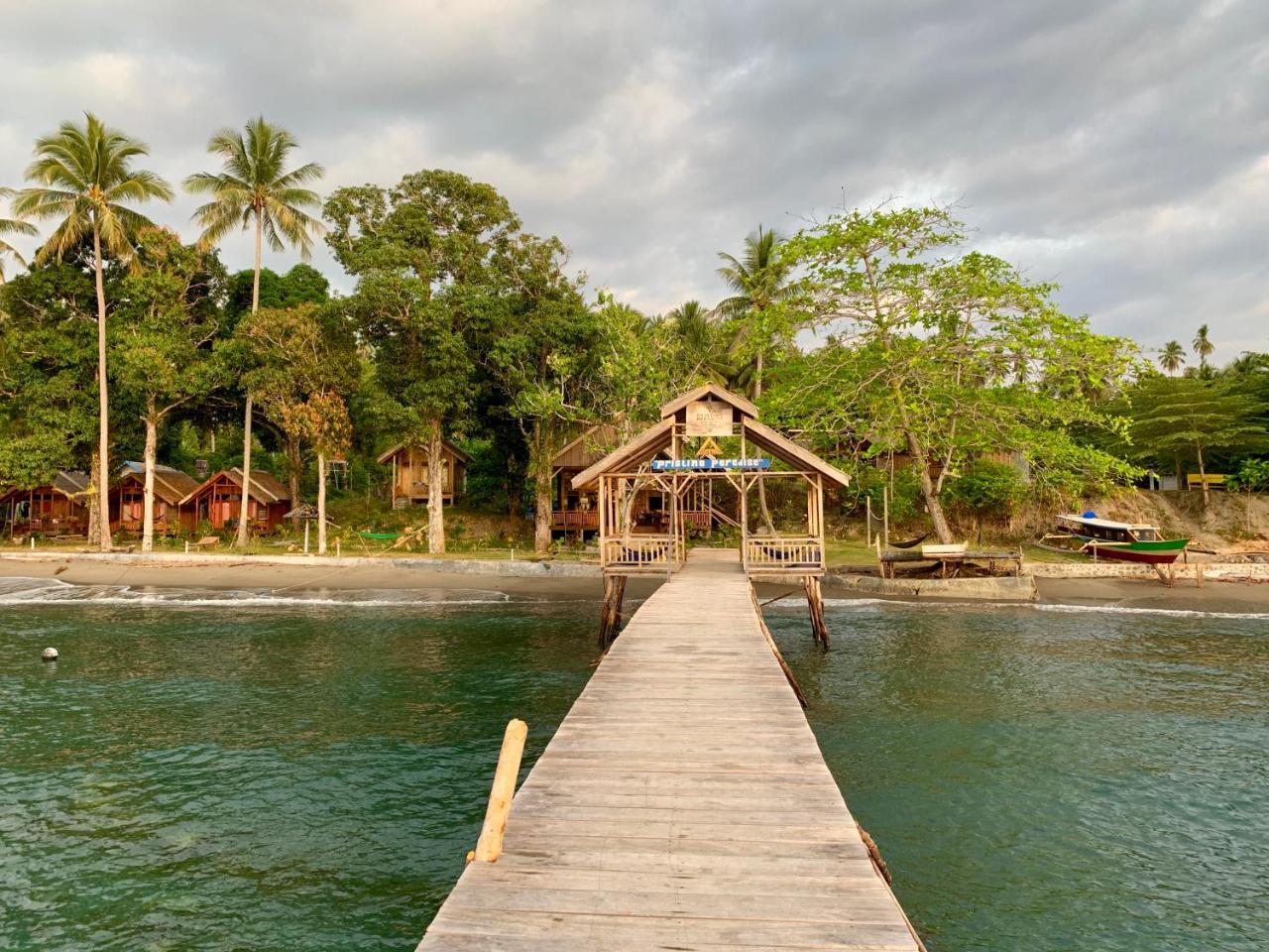 Pristine Paradise Dive Resort Una Una 2