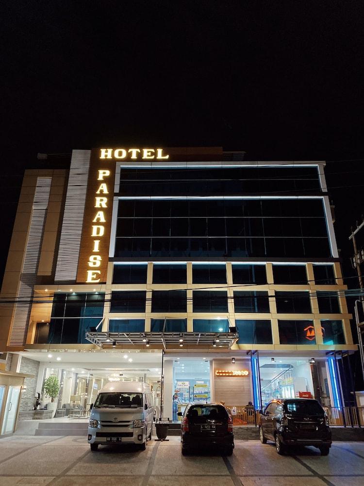 Paradise by Calia Tarakan