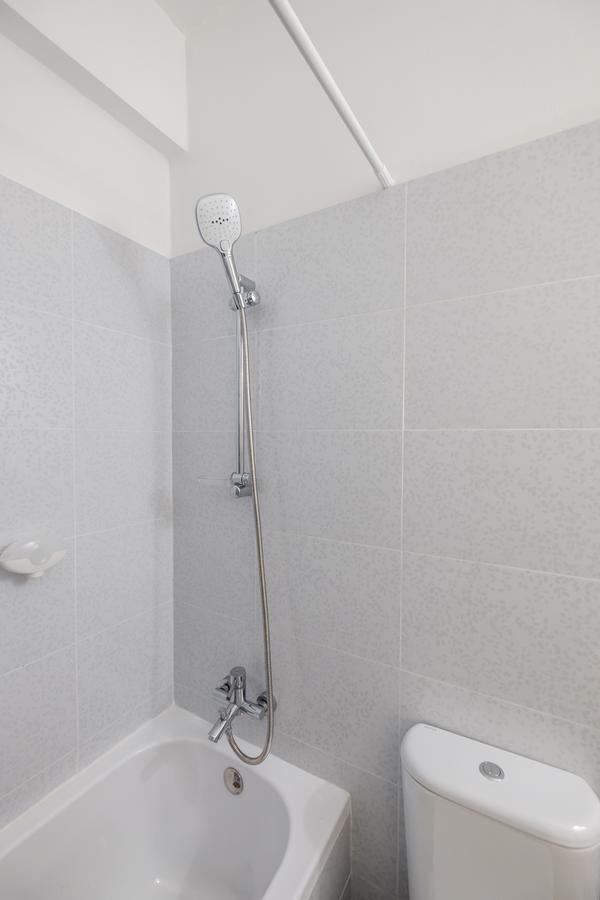 Airbnsea City Centre Side Sea View Apartments 1