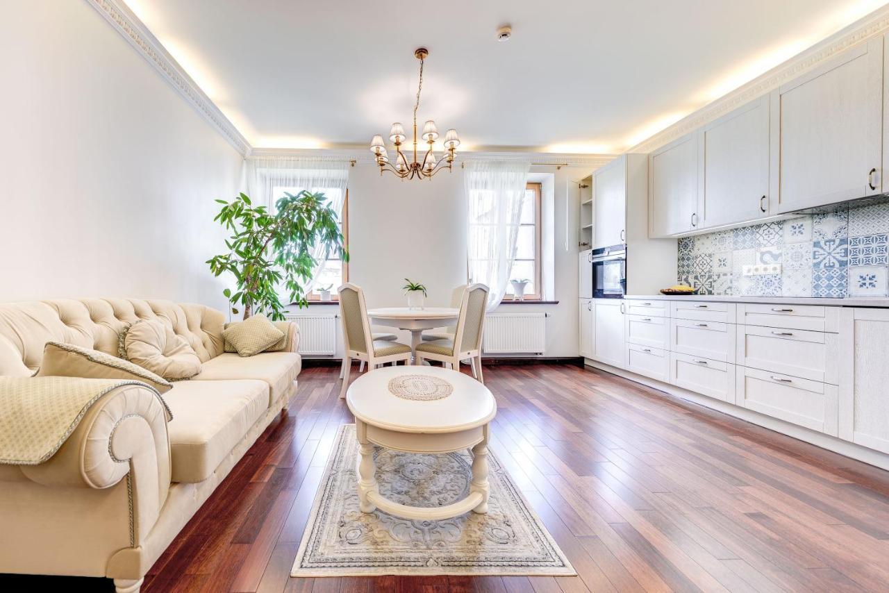 Old Town Gate Residence