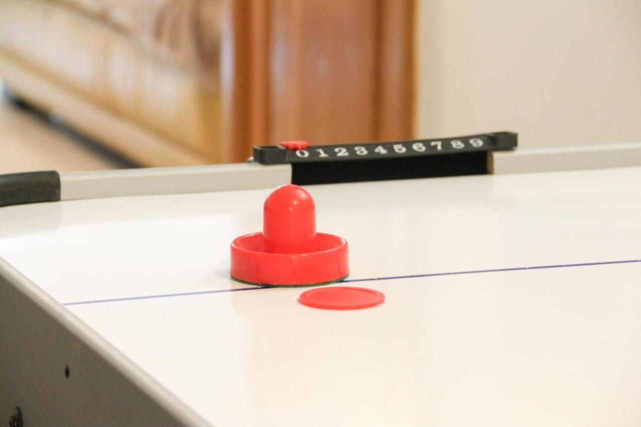 Xl Central Home - Sleeps 10 People 2