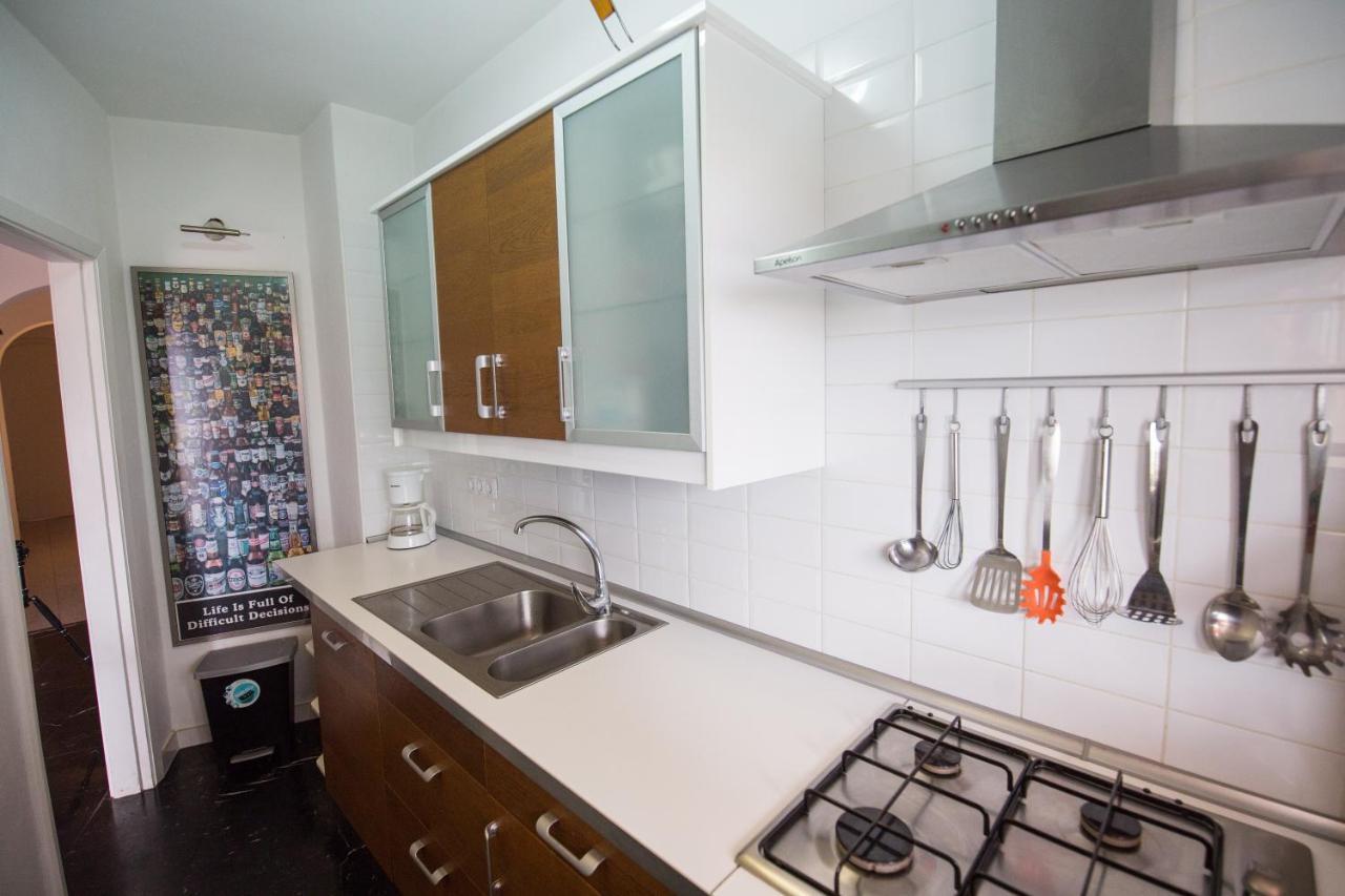 Large Penthouse with Sunny Terrace 2