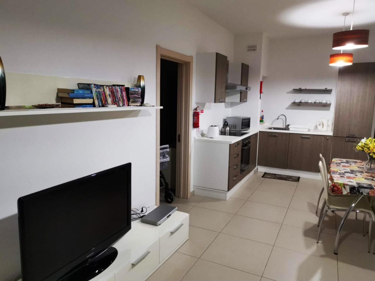 Depiro Point Sliema Luxury Apartment 2