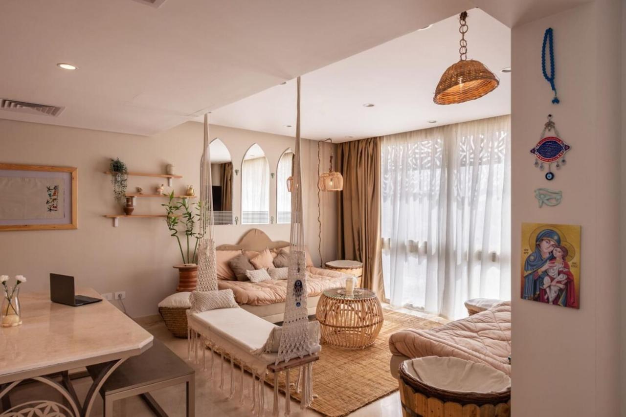 Gleaming 1 Br Apt Mangroovy W Pool & Beach Access