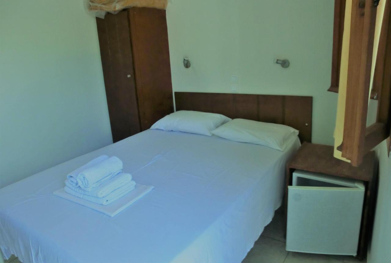 Santorini Camping/Rooms 1