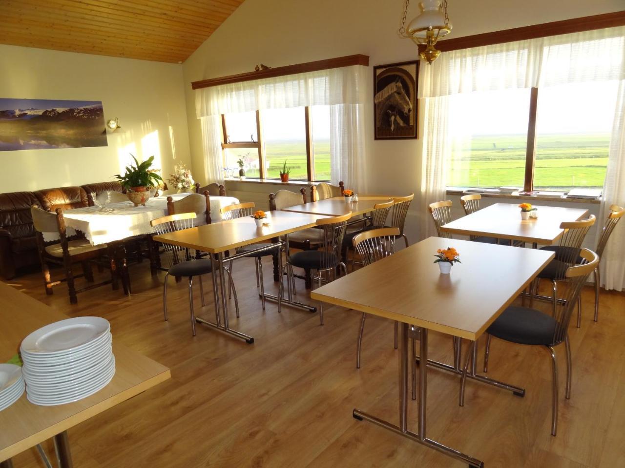 Litla-Hof Guesthouse 1