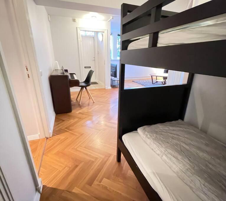 Cozy Centrally Located Apartment in Reykjavik 1