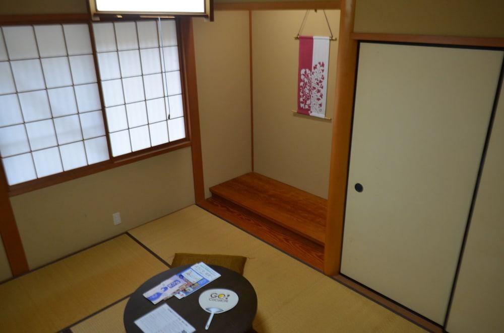 Yuwaku Guesthouse - Hostel