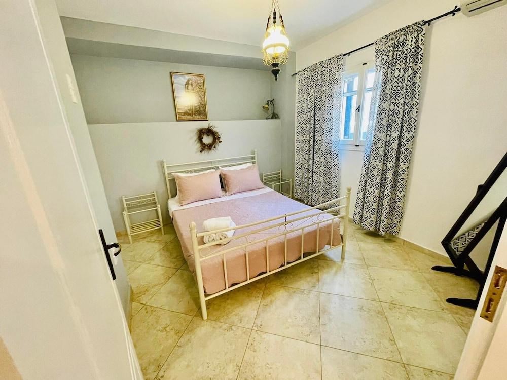 Villa Arietta Santorini 1