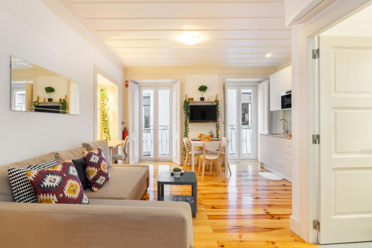 Whome Intendente Modern 1-Bed W/ Lift & AC in Top Notch Location 2