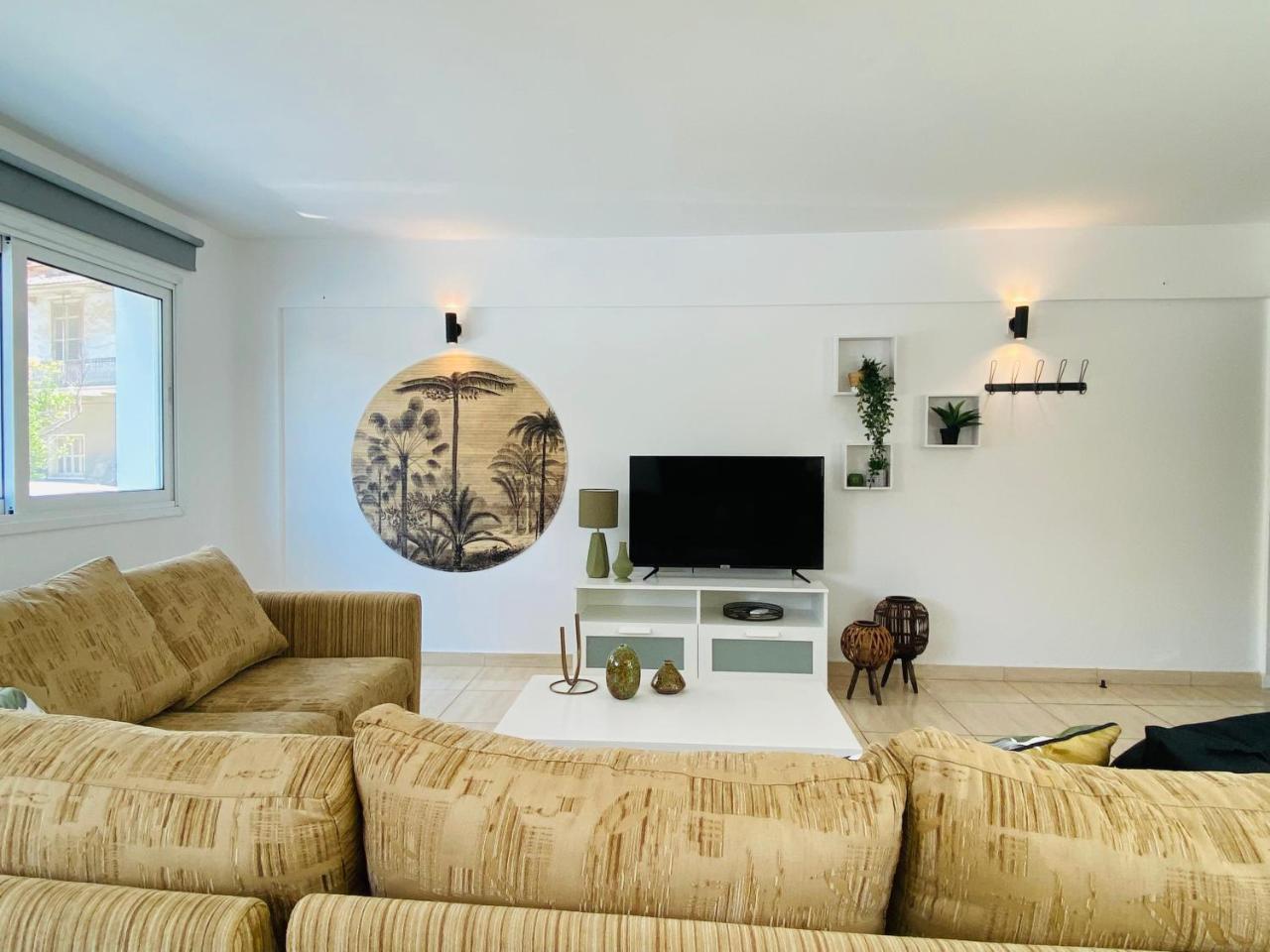 Serena's 2-Br Apartment in Larnaca 2