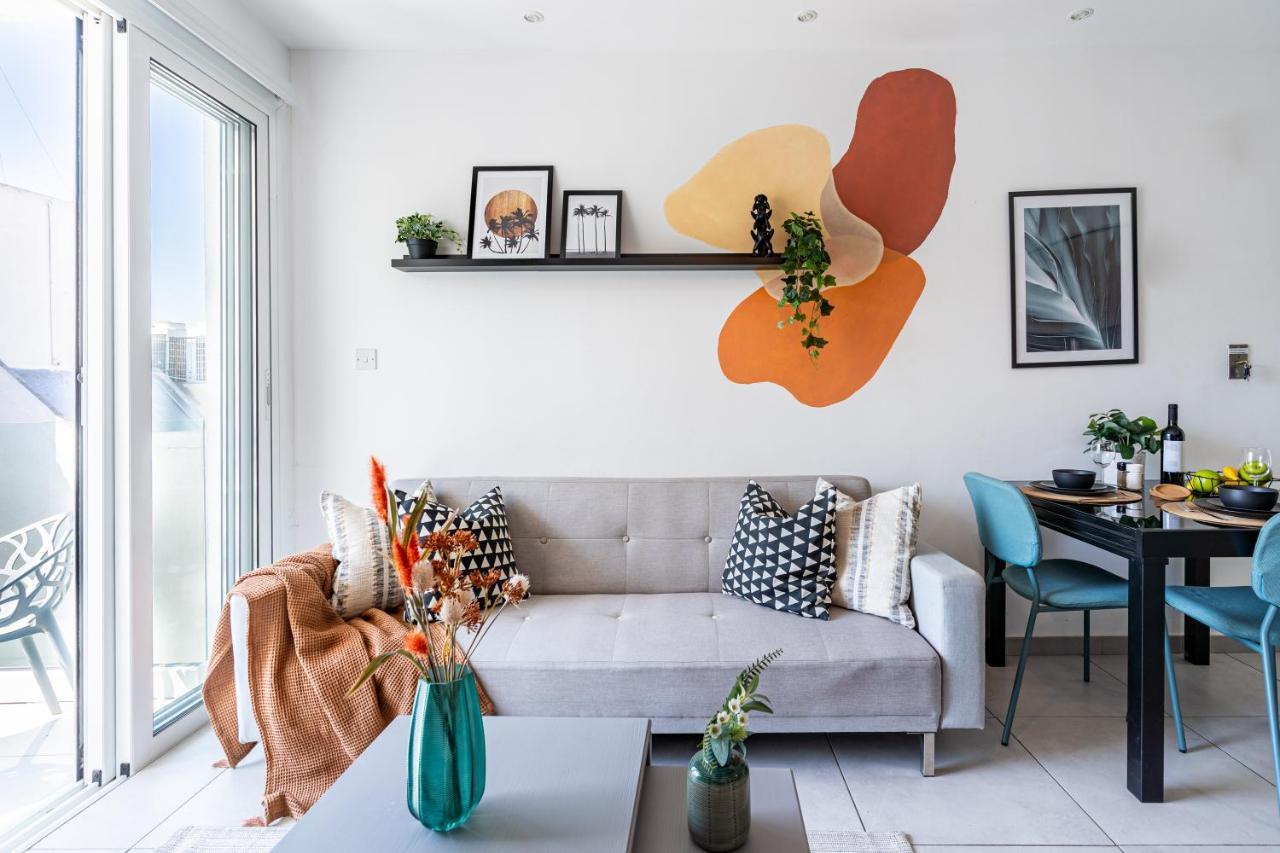 Made with Love 1-Br Apt by Finikoudes Beach