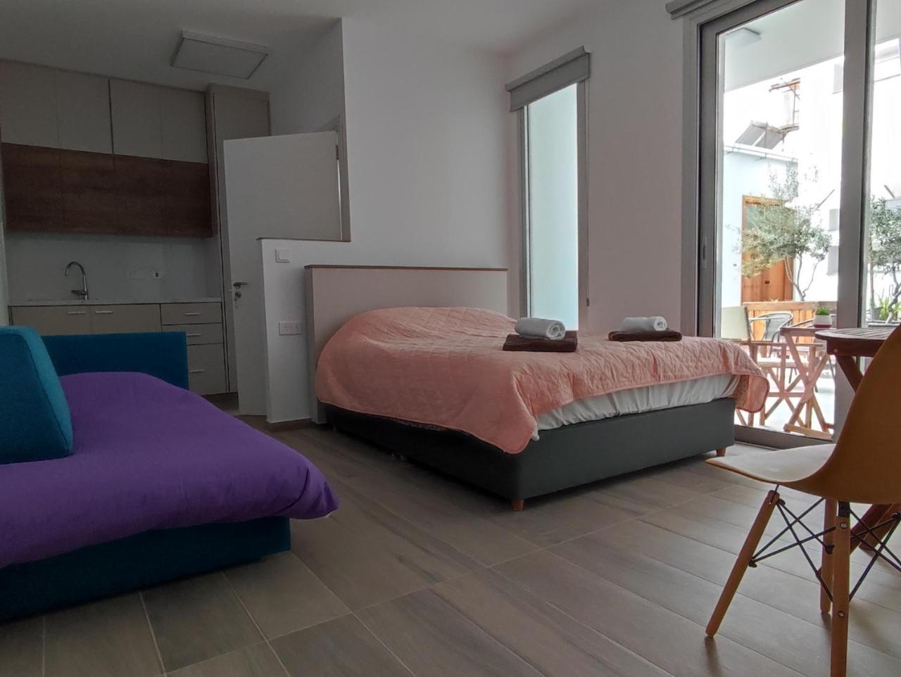 St. Lazaros Studios 2 1