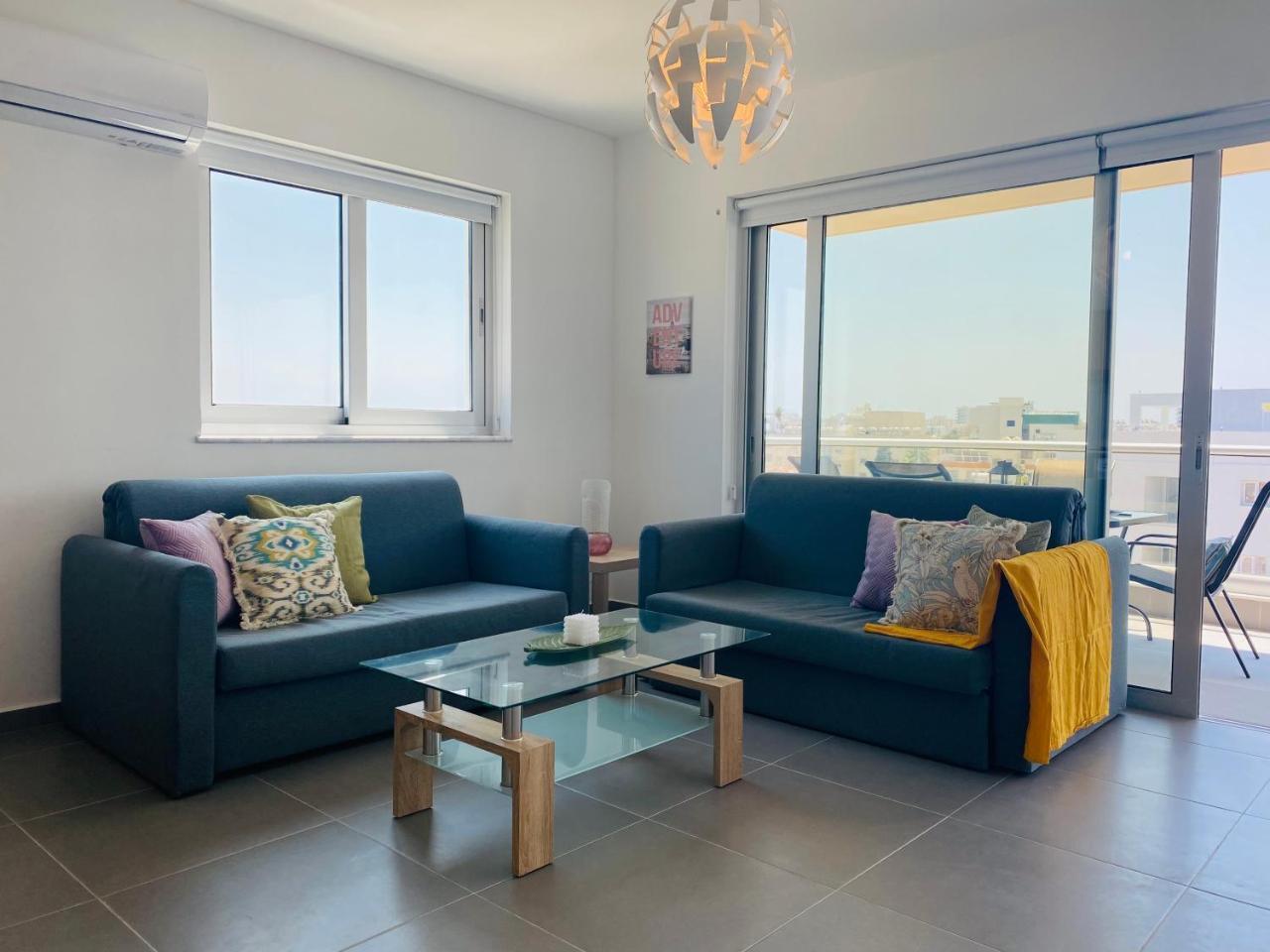 Silver Line 1-Bedroom Apartment in Larnaca 2