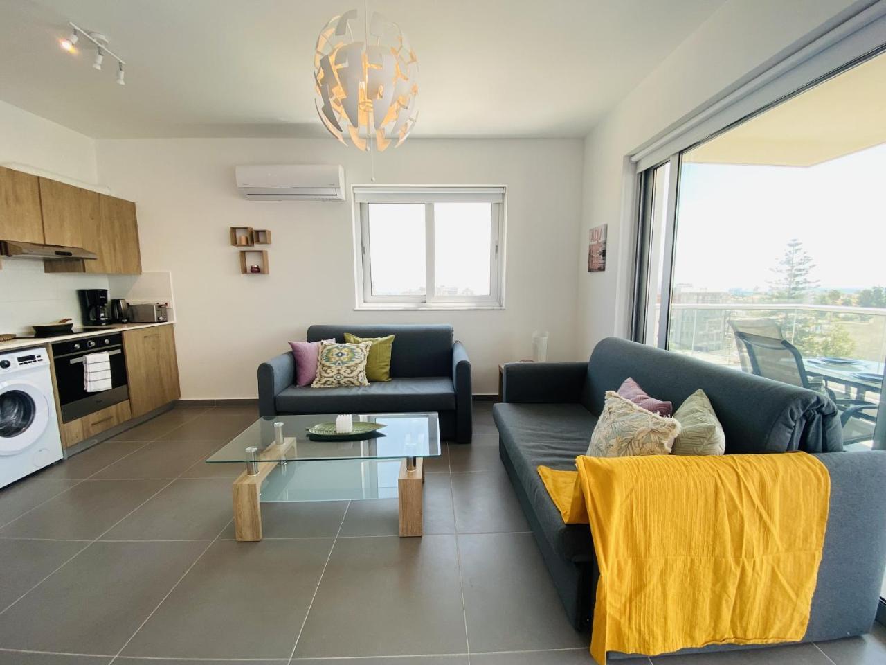 Silver Line 1-Bedroom Apartment in Larnaca 1