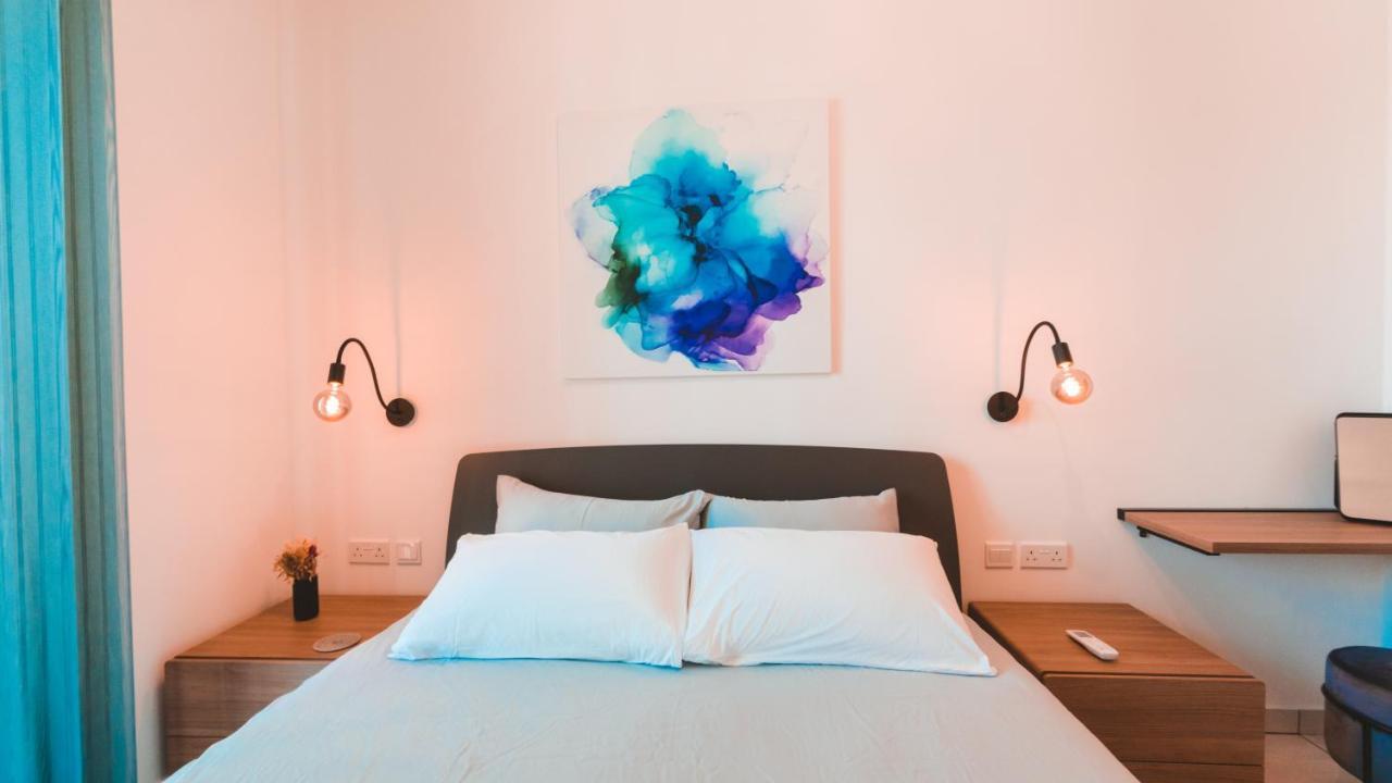 Ideal Location, Stylish 1br Apartment with Free Parking