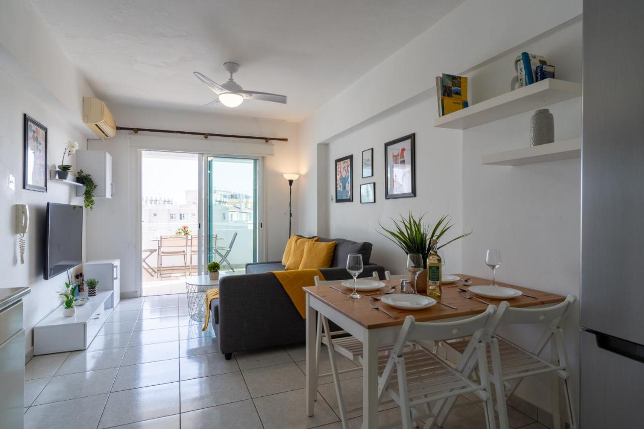 Anais 1-Bedroom Apartment in Mackenzie 1